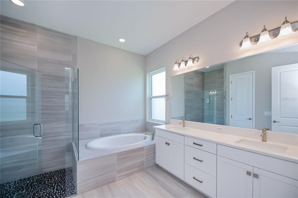 For Sale: $825,000 (4 beds, 3 baths, 2405 Square Feet)