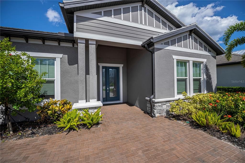 For Sale: $825,000 (4 beds, 3 baths, 2405 Square Feet)