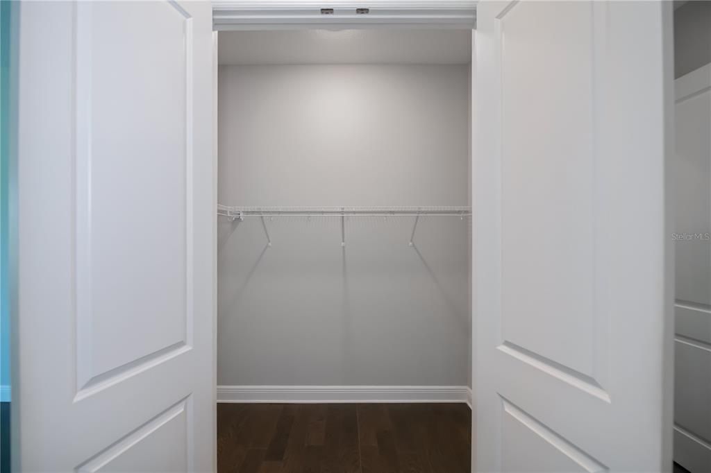 For Sale: $825,000 (4 beds, 3 baths, 2405 Square Feet)