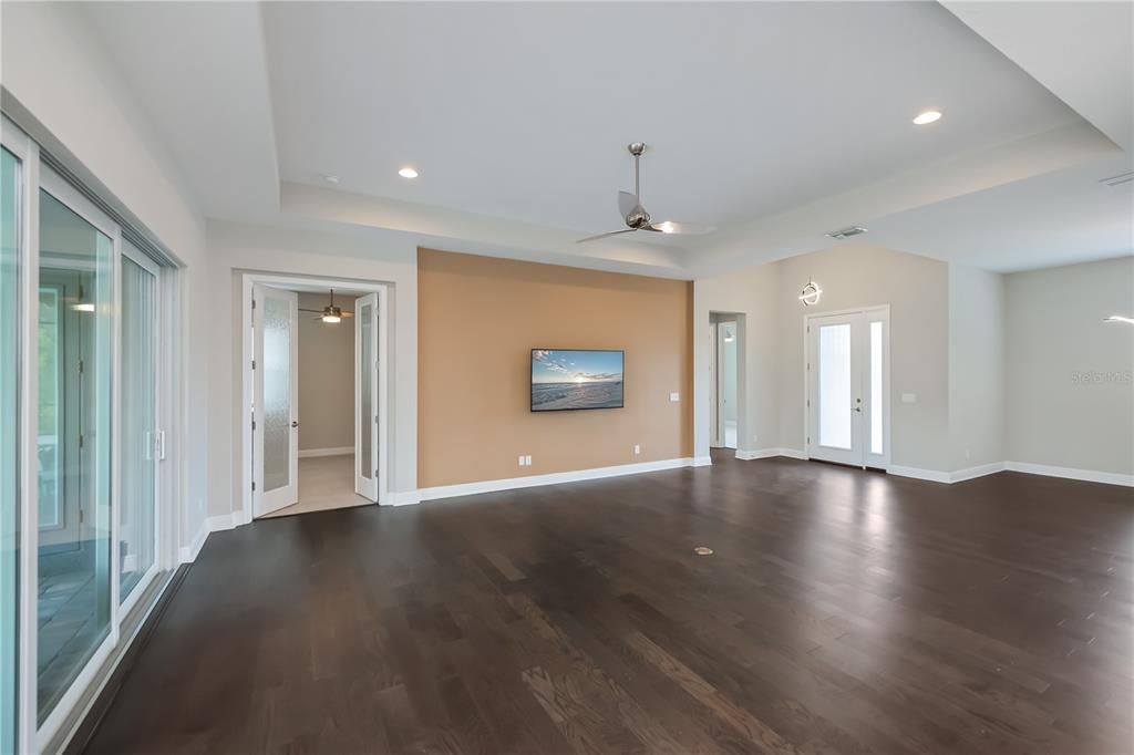 For Sale: $825,000 (4 beds, 3 baths, 2405 Square Feet)