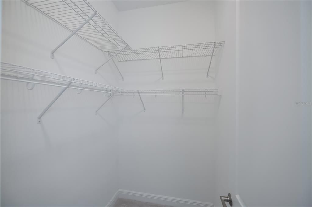 For Sale: $825,000 (4 beds, 3 baths, 2405 Square Feet)