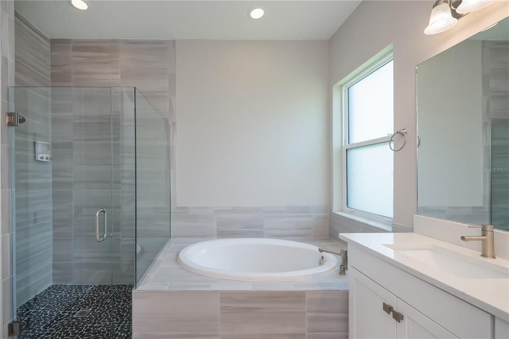 For Sale: $825,000 (4 beds, 3 baths, 2405 Square Feet)