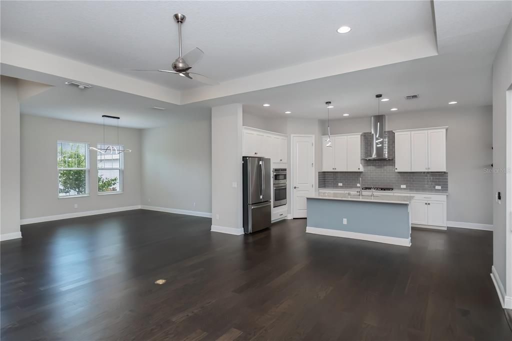 For Sale: $825,000 (4 beds, 3 baths, 2405 Square Feet)