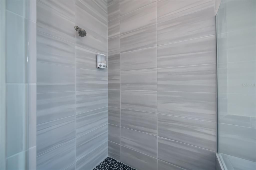 For Sale: $825,000 (4 beds, 3 baths, 2405 Square Feet)