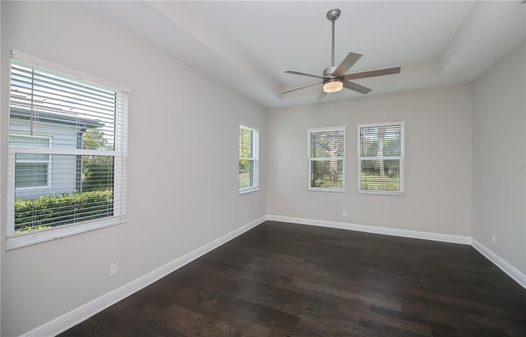 For Sale: $825,000 (4 beds, 3 baths, 2405 Square Feet)