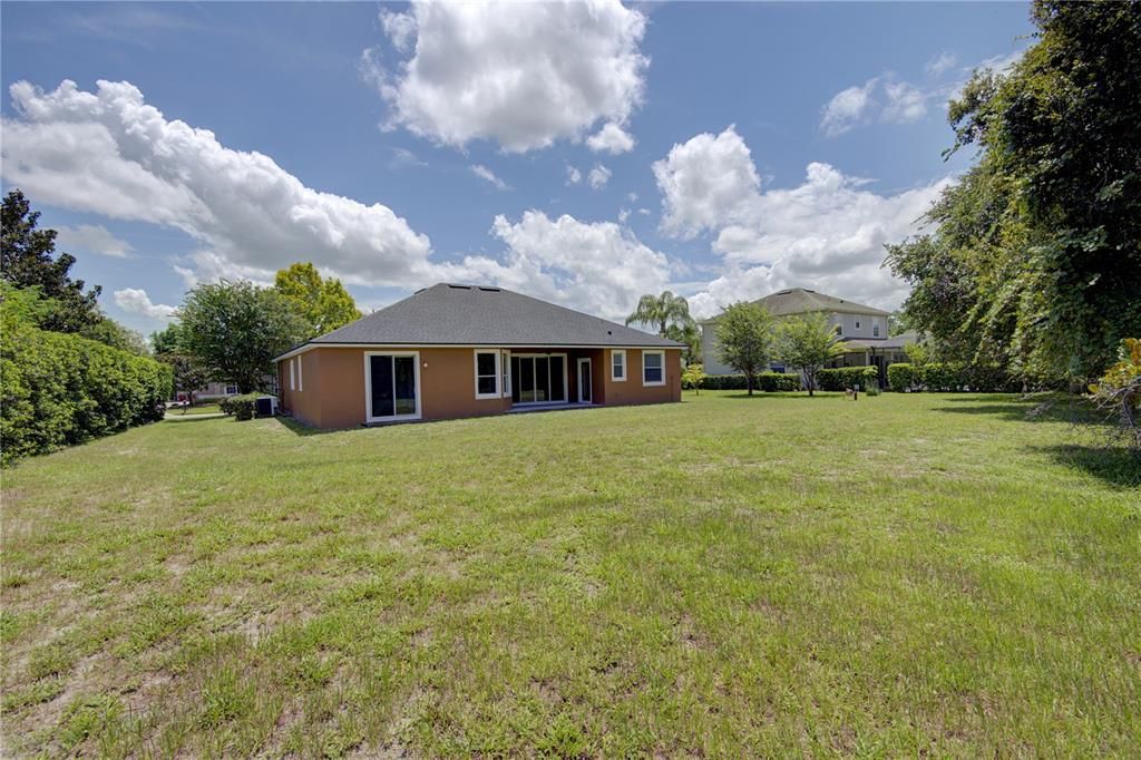 待售: $585,000 (4 贝兹, 3 浴室, 2356 平方英尺)