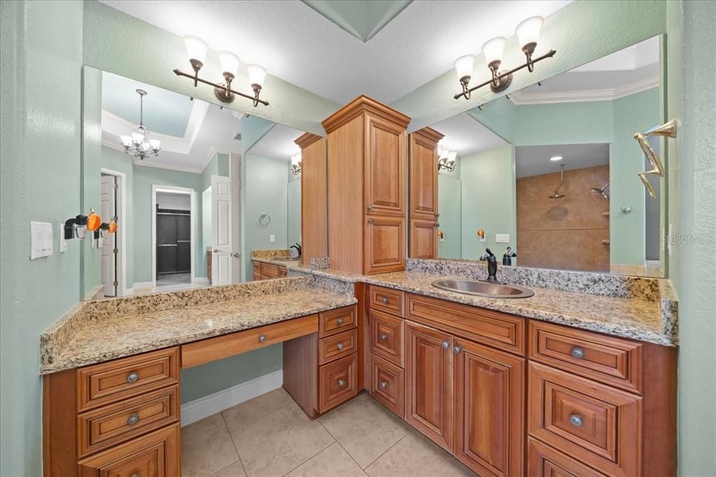 For Sale: $750,000 (4 beds, 4 baths, 3352 Square Feet)