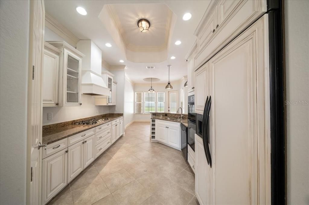 For Sale: $750,000 (4 beds, 4 baths, 3352 Square Feet)