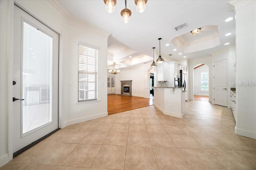 For Sale: $750,000 (4 beds, 4 baths, 3352 Square Feet)