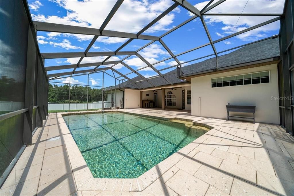 For Sale: $750,000 (4 beds, 4 baths, 3352 Square Feet)