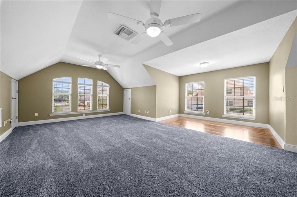 For Sale: $750,000 (4 beds, 4 baths, 3352 Square Feet)