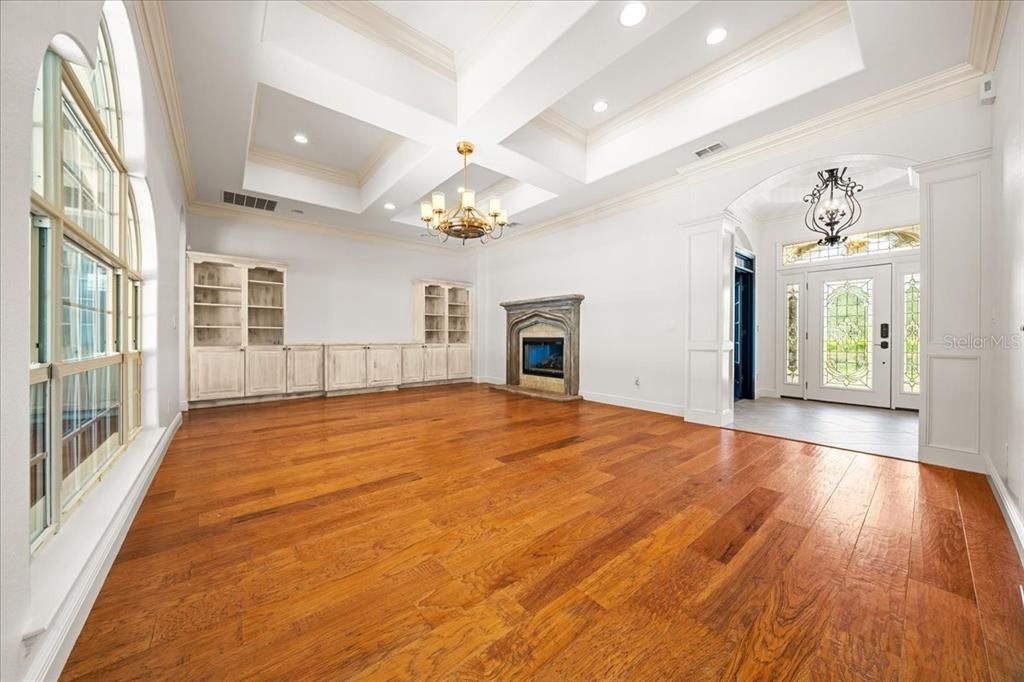 For Sale: $750,000 (4 beds, 4 baths, 3352 Square Feet)