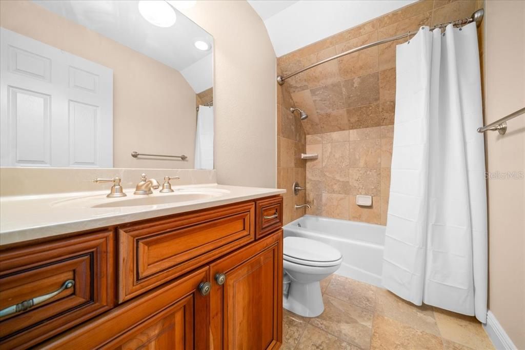 For Sale: $750,000 (4 beds, 4 baths, 3352 Square Feet)