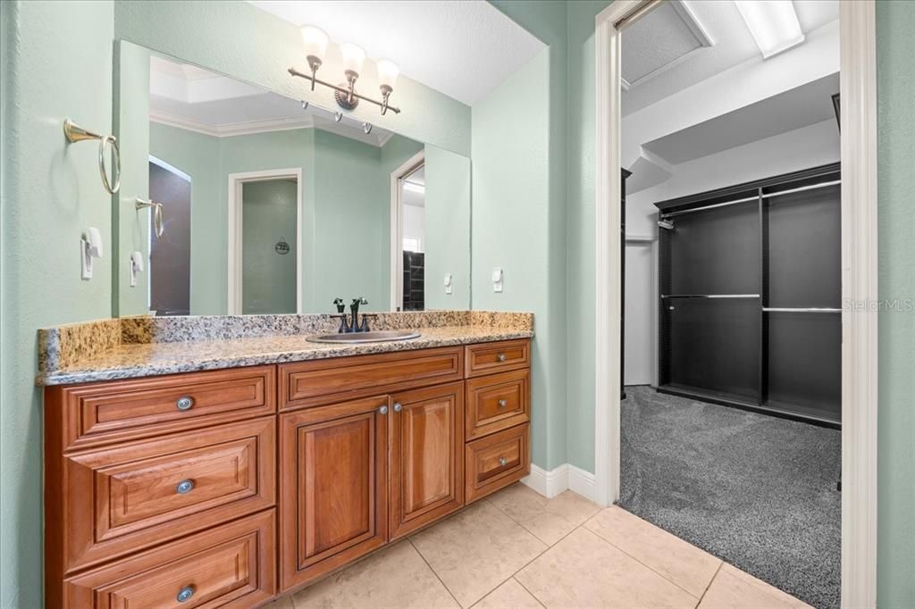 For Sale: $750,000 (4 beds, 4 baths, 3352 Square Feet)