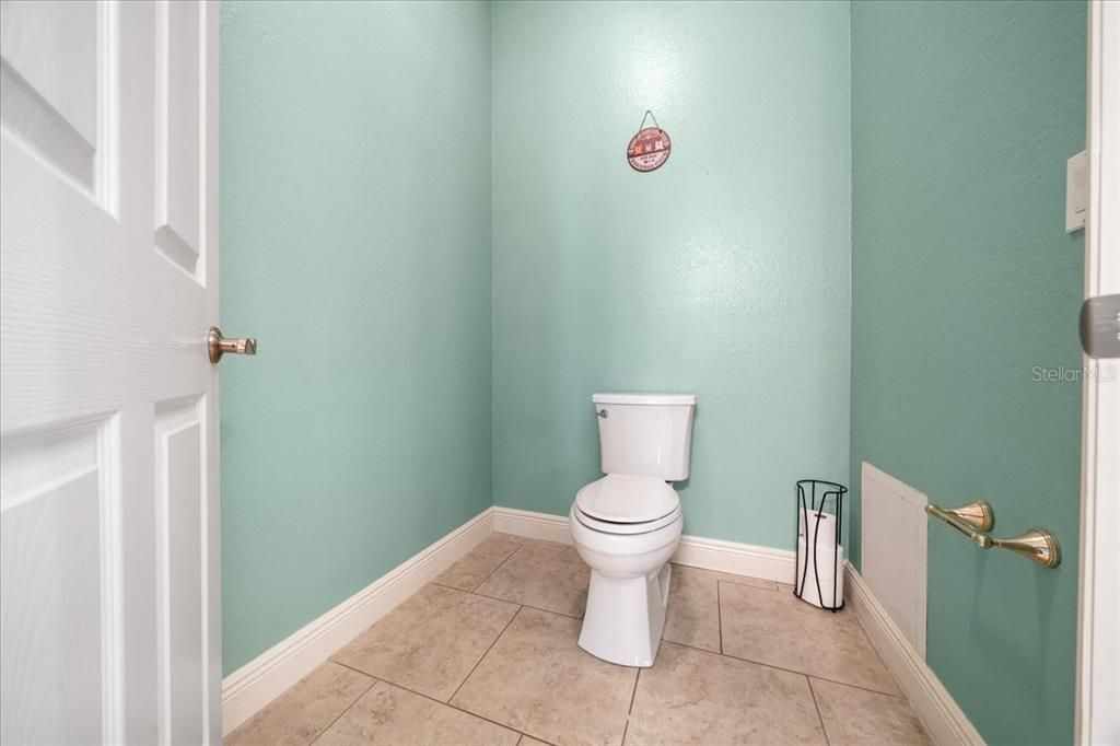 For Sale: $750,000 (4 beds, 4 baths, 3352 Square Feet)