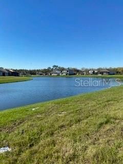 待售: $210,000 (0.45 acres)