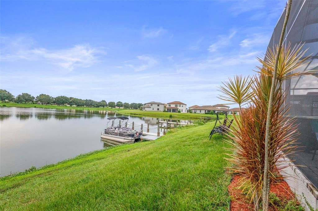 Activo con contrato: $569,900 (4 camas, 3 baños, 2420 Pies cuadrados)