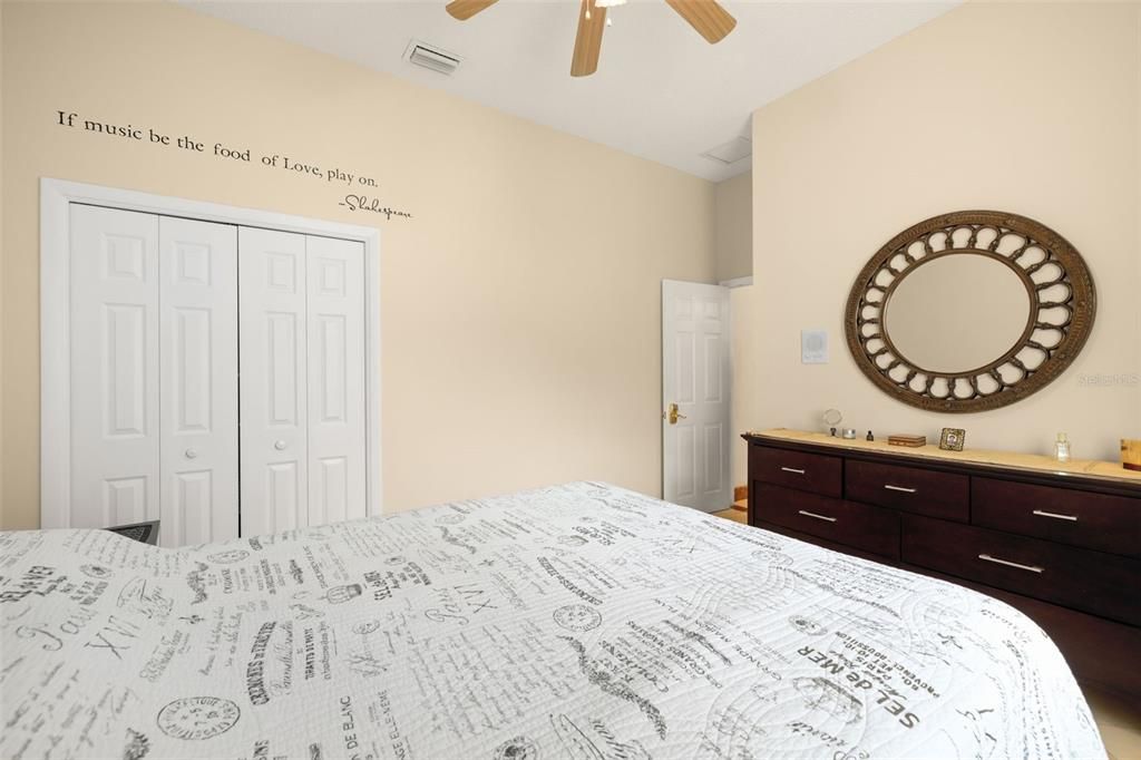 出租: $5,995 (4 贝兹, 3 浴室, 2698 平方英尺)