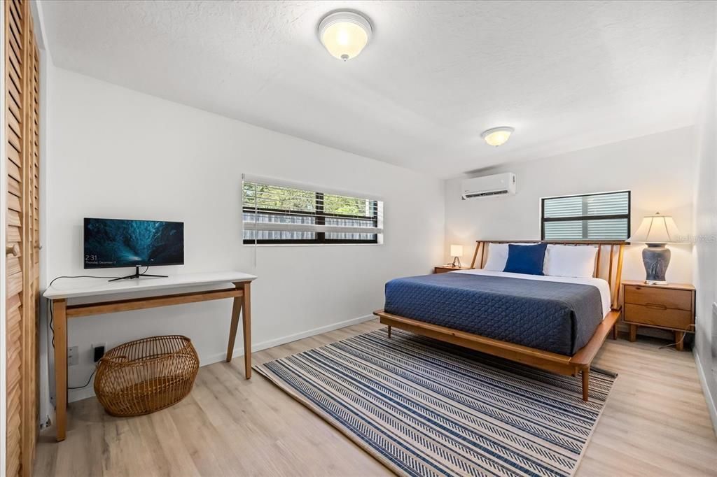 待售: $699,000 (4 贝兹, 3 浴室, 2406 平方英尺)