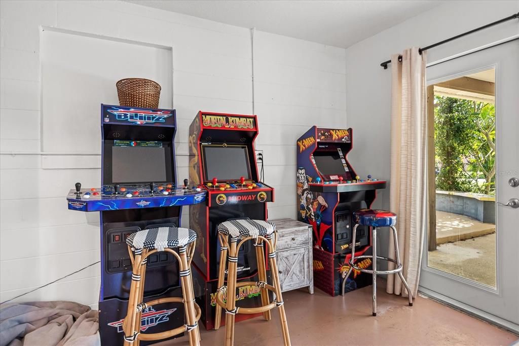 待售: $699,000 (4 贝兹, 3 浴室, 2406 平方英尺)