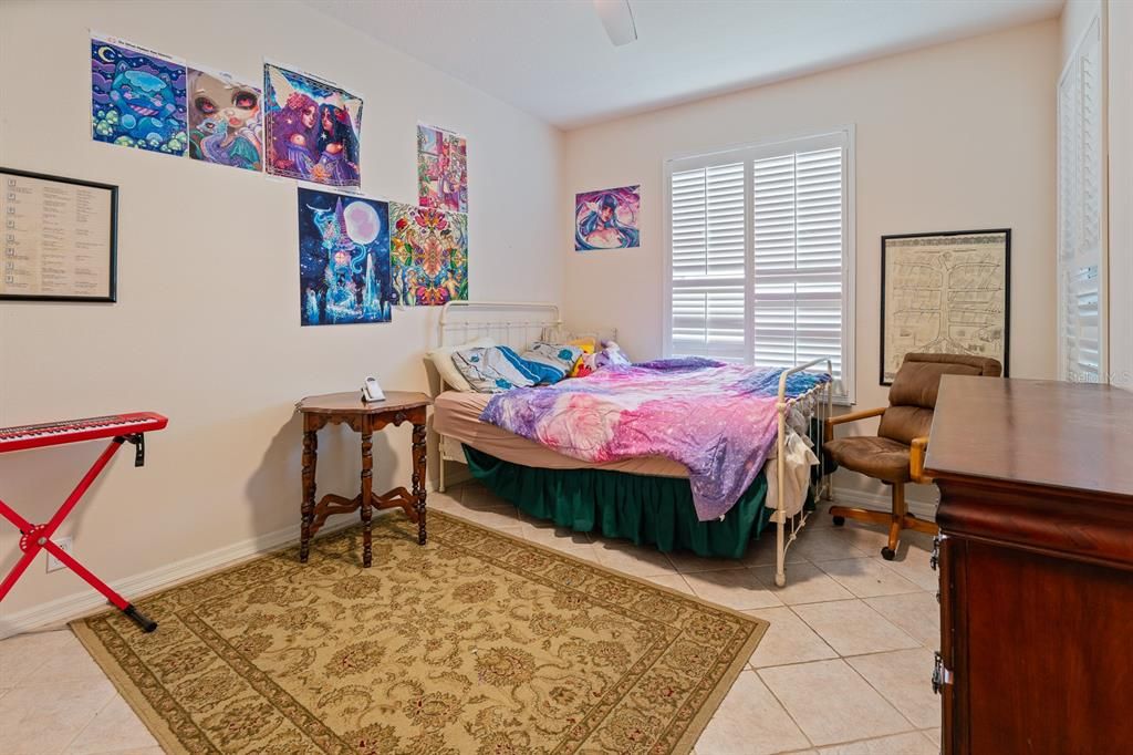 Active With Contract: $309,000 (3 beds, 2 baths, 1846 Square Feet)