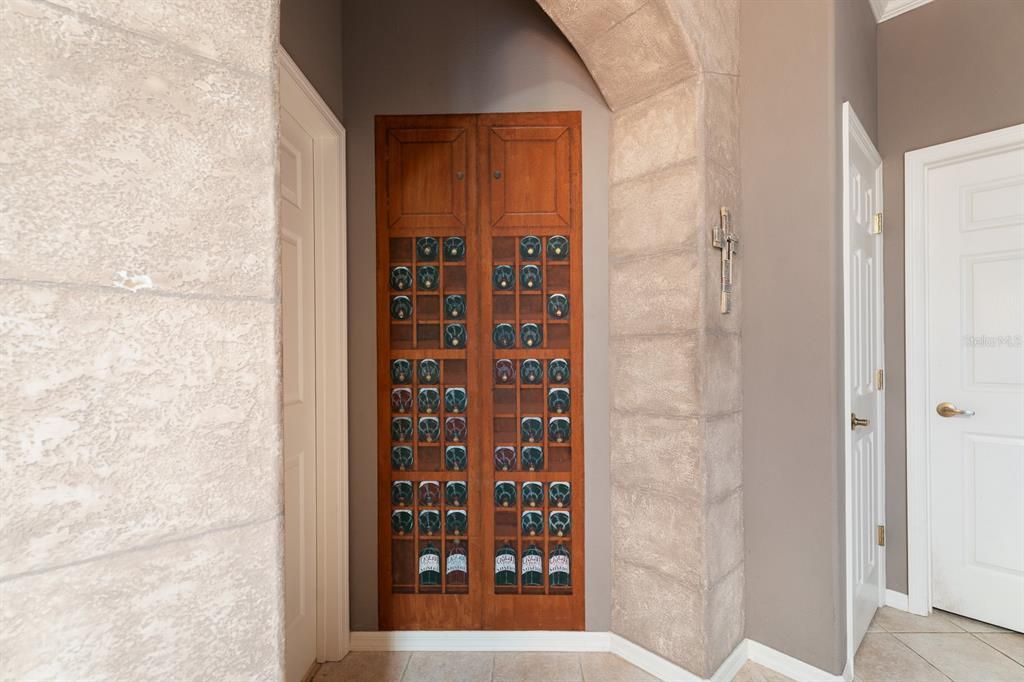 Active With Contract: $309,000 (3 beds, 2 baths, 1846 Square Feet)