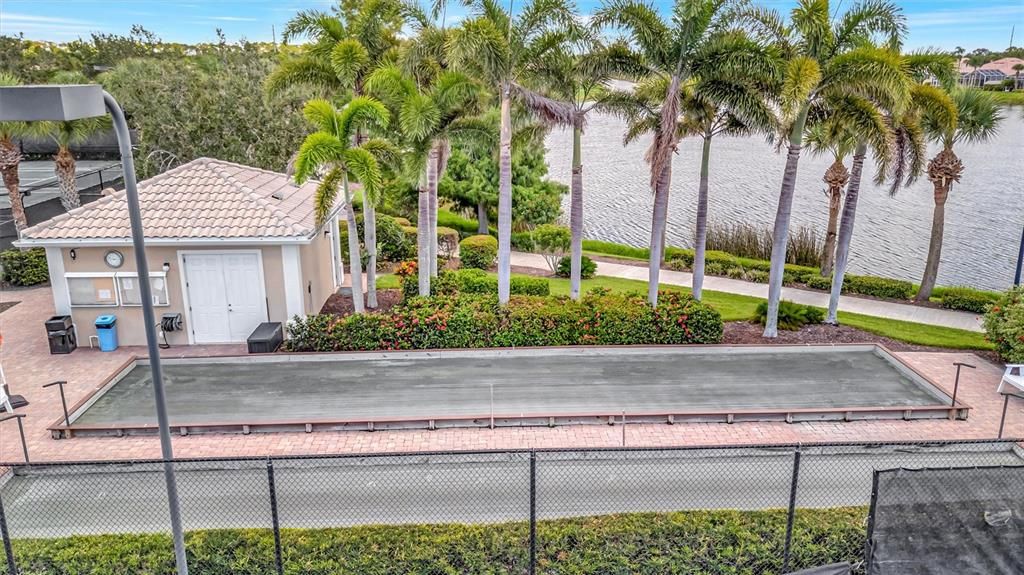 На продажу: $399,000 (2 спален, 2 ванн, 1693 Квадратных фут)