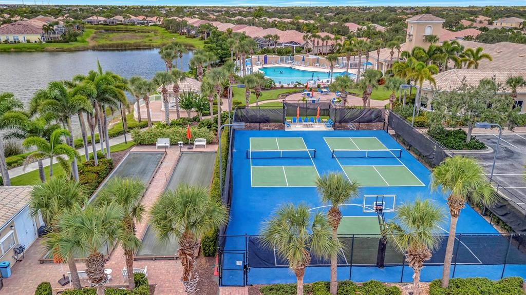 На продажу: $399,000 (2 спален, 2 ванн, 1693 Квадратных фут)