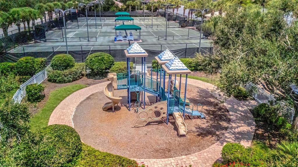 На продажу: $399,000 (2 спален, 2 ванн, 1693 Квадратных фут)