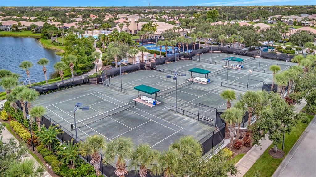 На продажу: $399,000 (2 спален, 2 ванн, 1693 Квадратных фут)