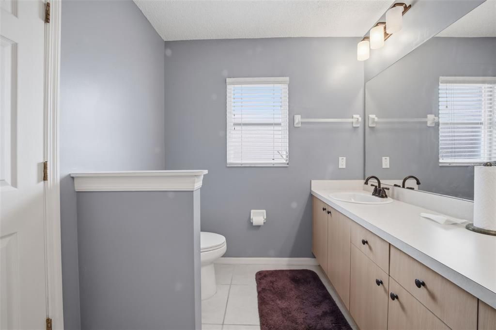 待售: $397,500 (3 贝兹, 2 浴室, 1975 平方英尺)