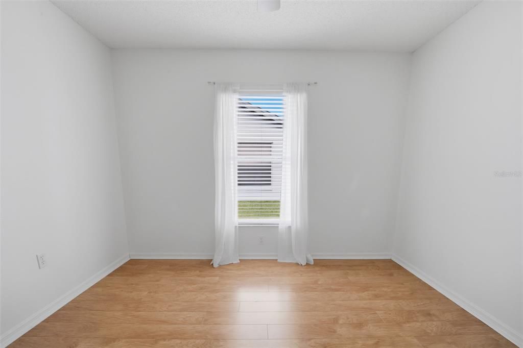 待售: $397,500 (3 贝兹, 2 浴室, 1975 平方英尺)