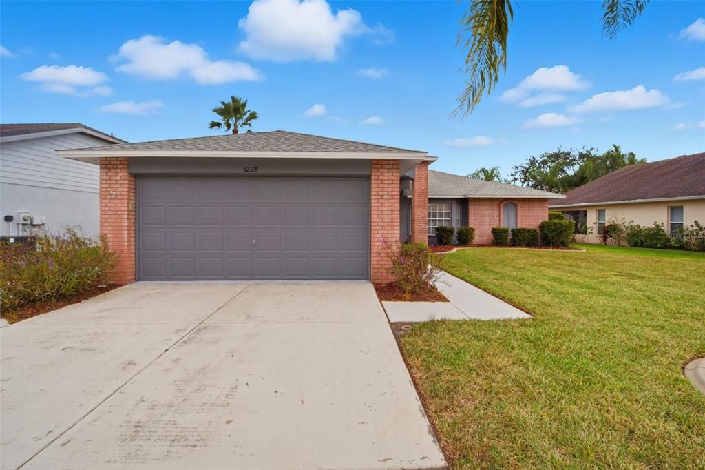 待售: $397,500 (3 贝兹, 2 浴室, 1975 平方英尺)