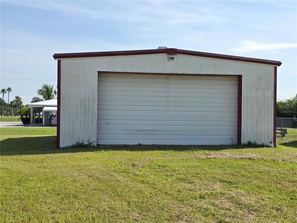 For Sale: $389,000 (0 beds, 0 baths, 1996 Square Feet)