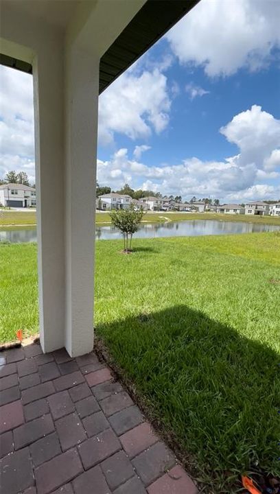 Active With Contract: $2,200 (3 beds, 2 baths, 1484 Square Feet)