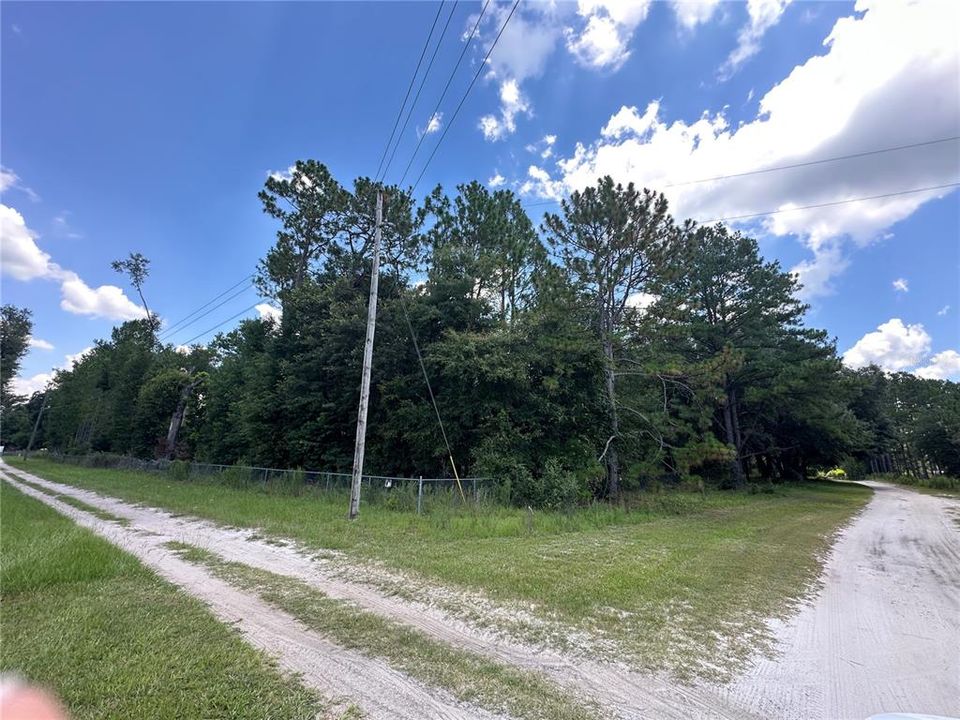 На продажу: $250,000 (5.00 acres)