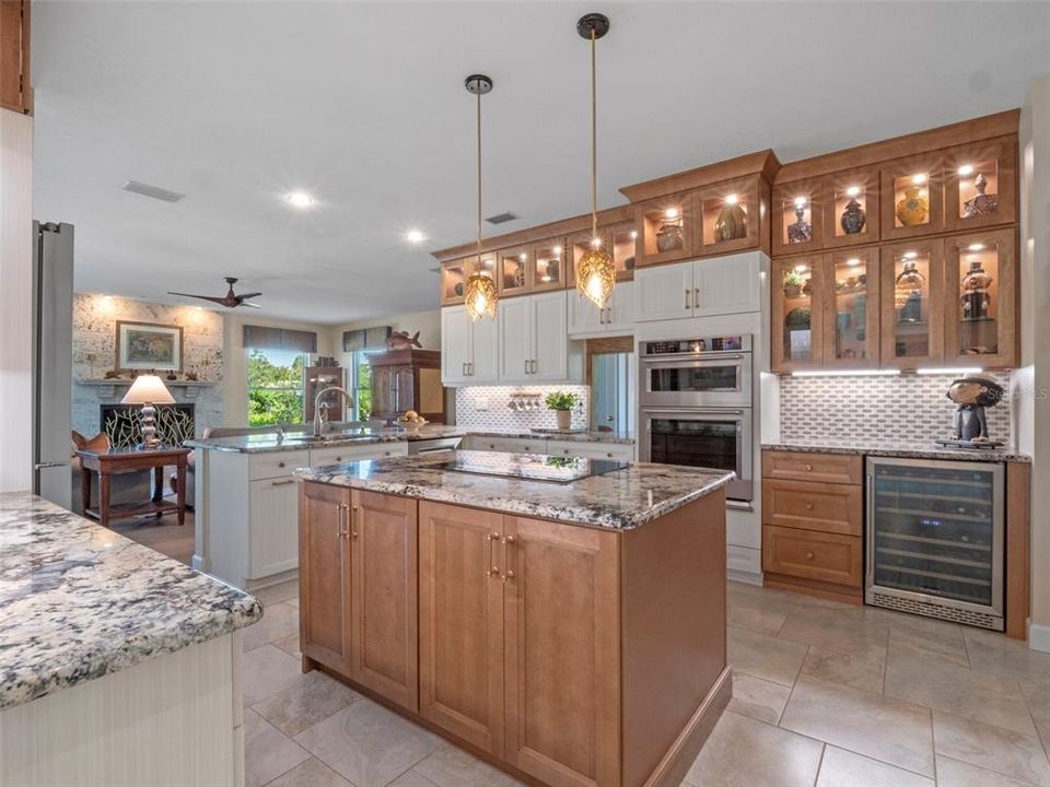 待售: $3,750,000 (4 贝兹, 4 浴室, 4281 平方英尺)