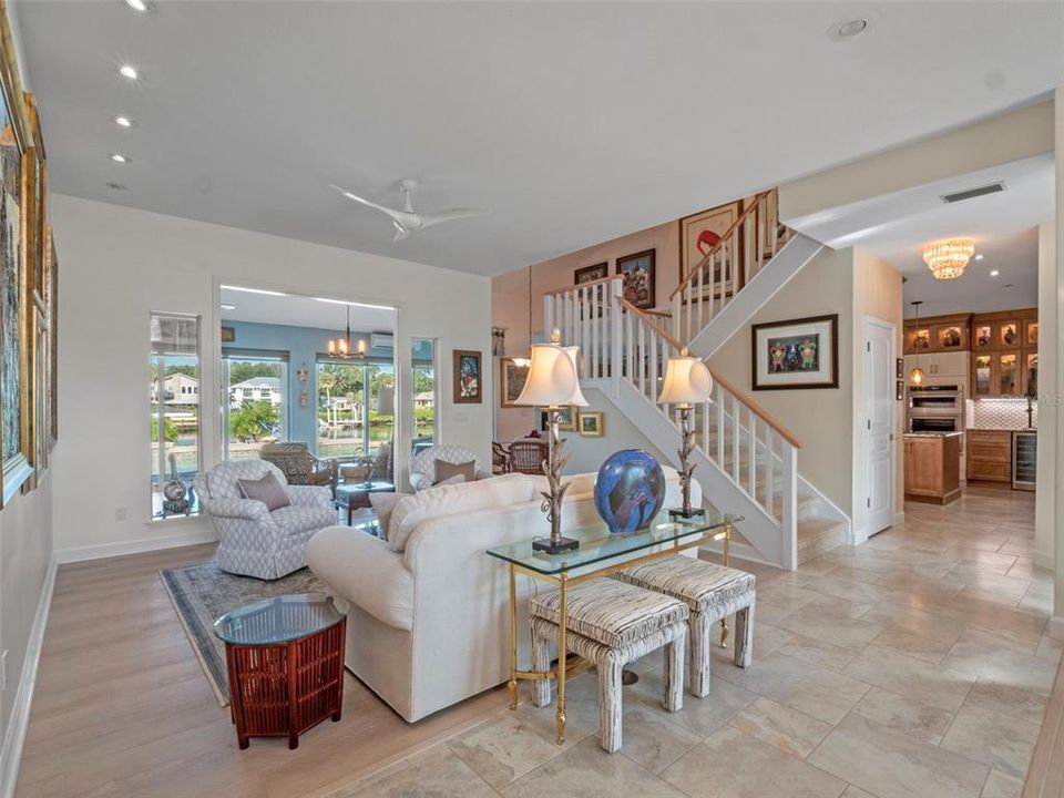 待售: $3,750,000 (4 贝兹, 4 浴室, 4281 平方英尺)