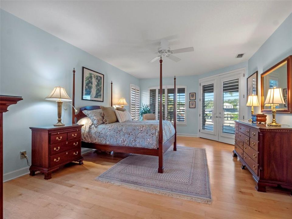 待售: $3,750,000 (4 贝兹, 4 浴室, 4281 平方英尺)