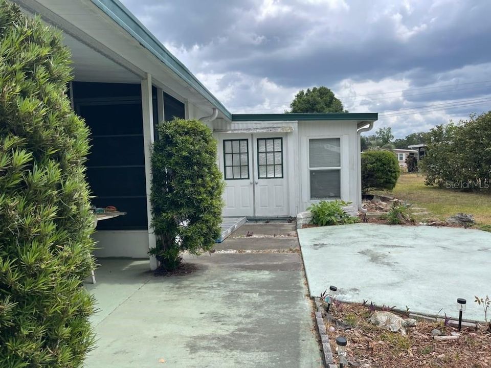 For Sale: $109,900 (2 beds, 2 baths, 1152 Square Feet)