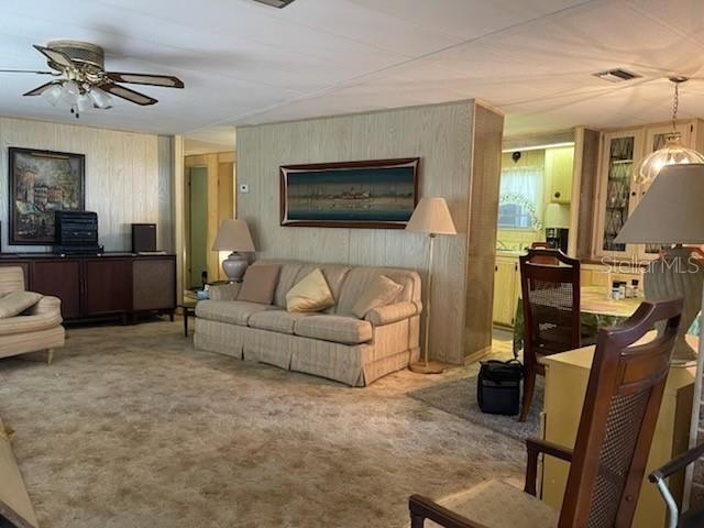 For Sale: $109,900 (2 beds, 2 baths, 1152 Square Feet)