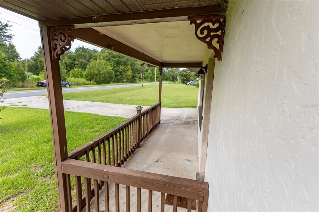 For Sale: $175,000 (2 beds, 1 baths, 1026 Square Feet)