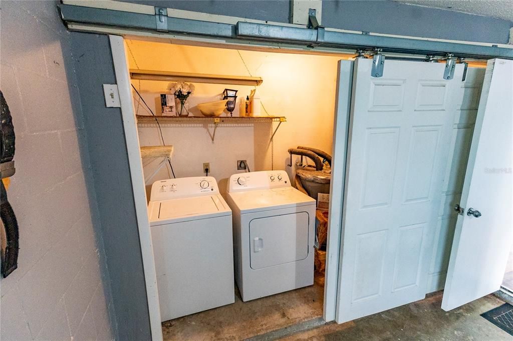 For Sale: $175,000 (2 beds, 1 baths, 1026 Square Feet)