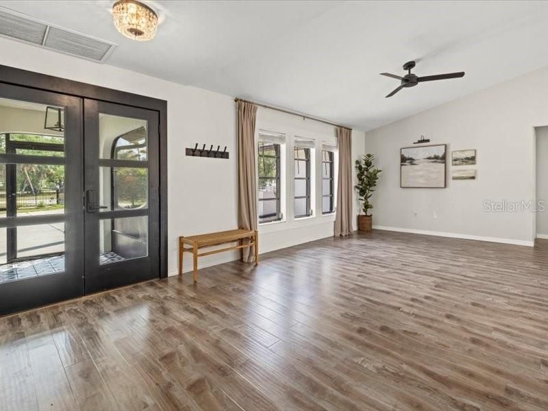 For Sale: $849,000 (3 beds, 2 baths, 2181 Square Feet)