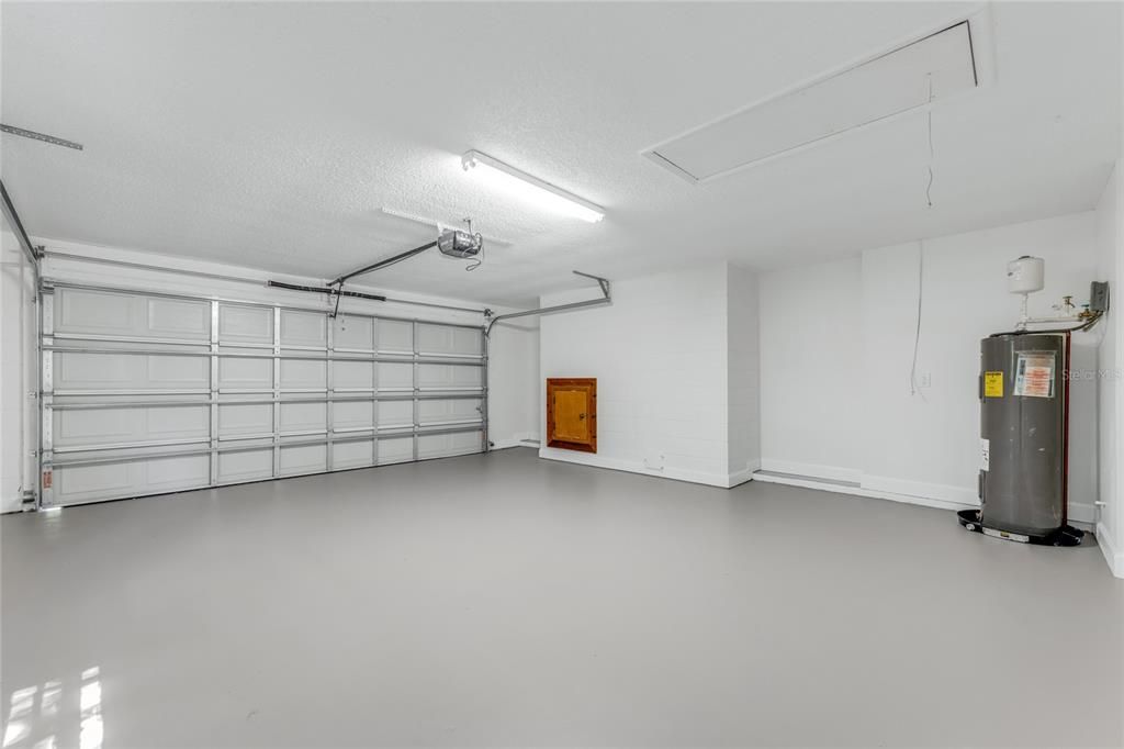 For Sale: $565,000 (3 beds, 2 baths, 1782 Square Feet)