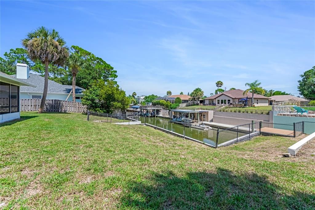 For Sale: $565,000 (3 beds, 2 baths, 1782 Square Feet)