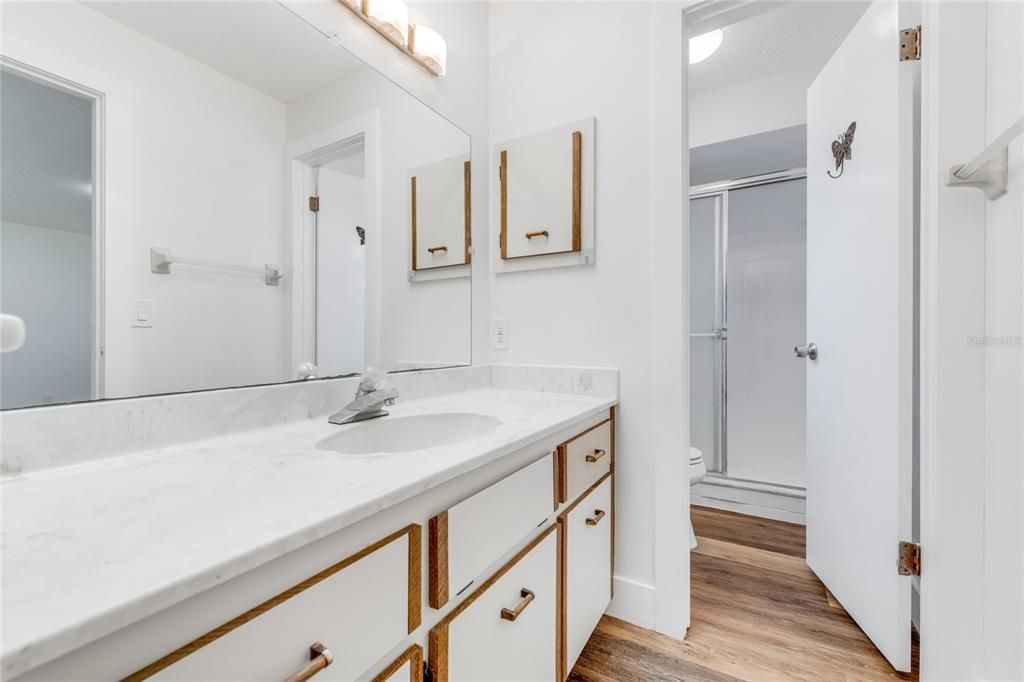 For Sale: $565,000 (3 beds, 2 baths, 1782 Square Feet)