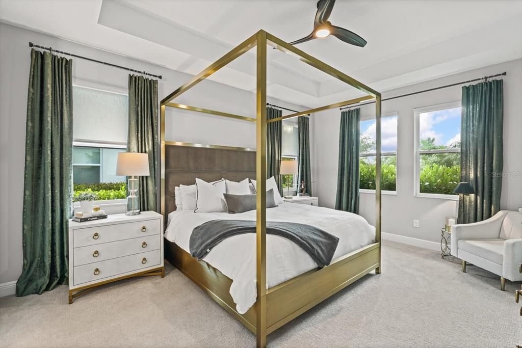 合同活跃: $714,999 (4 贝兹, 3 浴室, 2638 平方英尺)