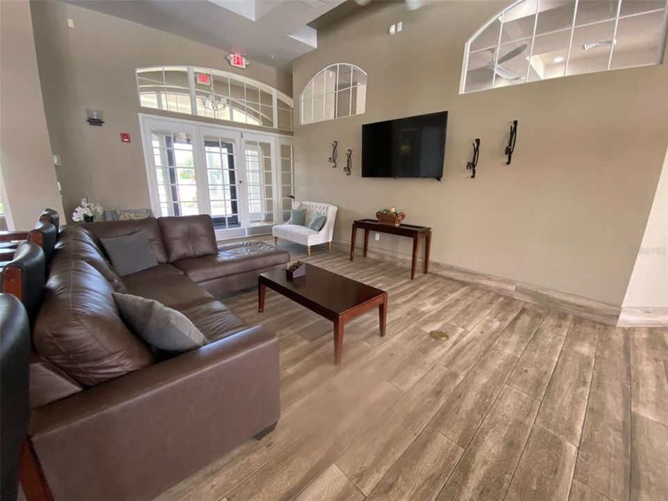 待售: $635,000 (5 贝兹, 3 浴室, 2714 平方英尺)