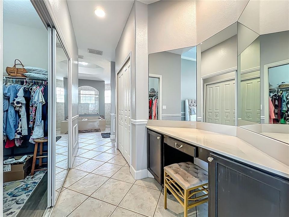 待售: $635,000 (5 贝兹, 3 浴室, 2714 平方英尺)